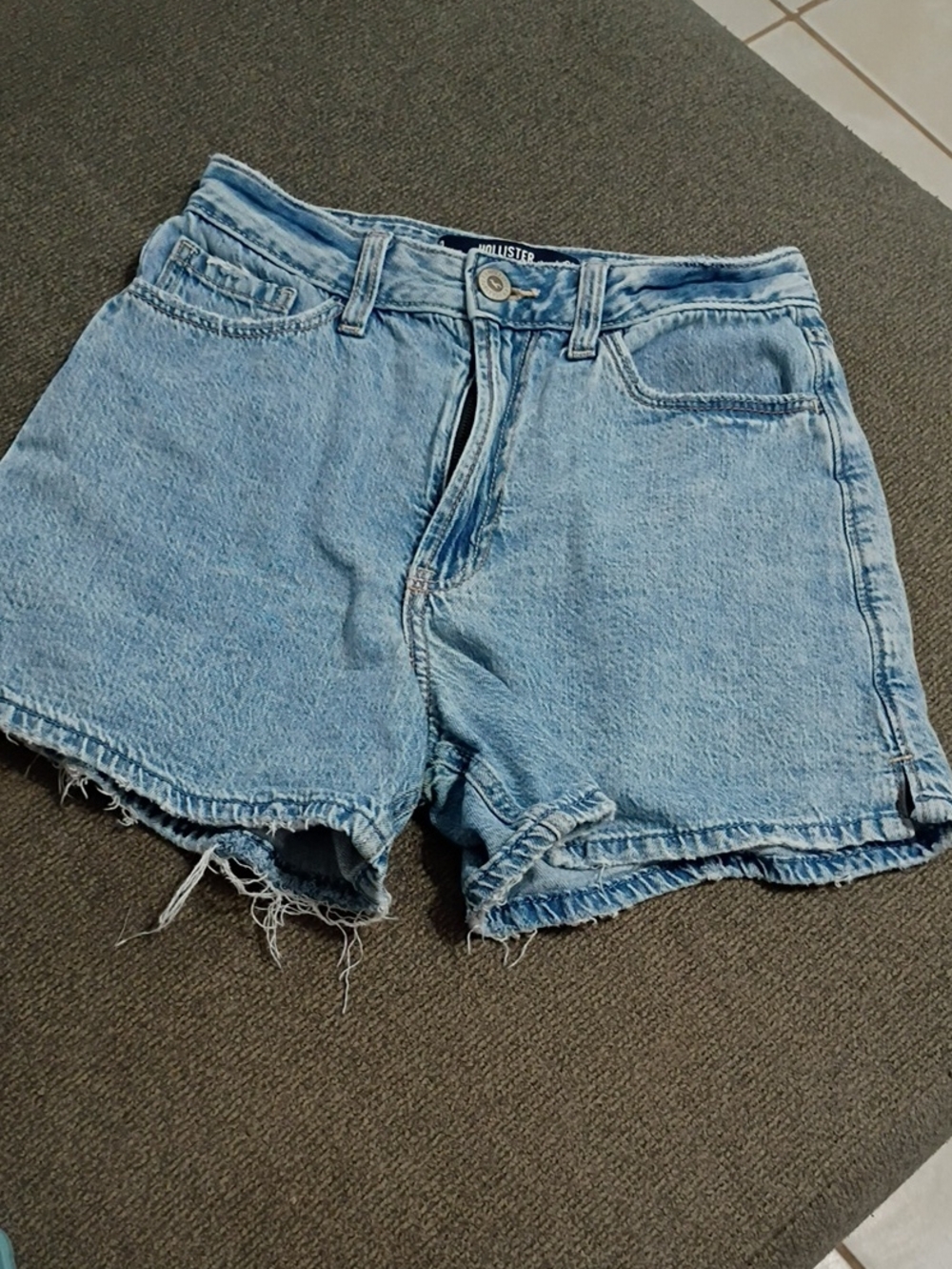 Hollister Short Denim Ultra High Rise
